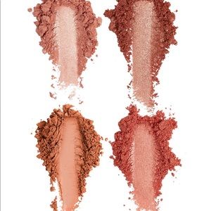 Kylie Cosmetics Makeup - ๐๐Host Pick๐๐Kylieโs - Kris / Face Pallette Kylie Cosmetics Makeup - ๐๐Host Pick๐๐Kylieโs - Kris / Face Pallette